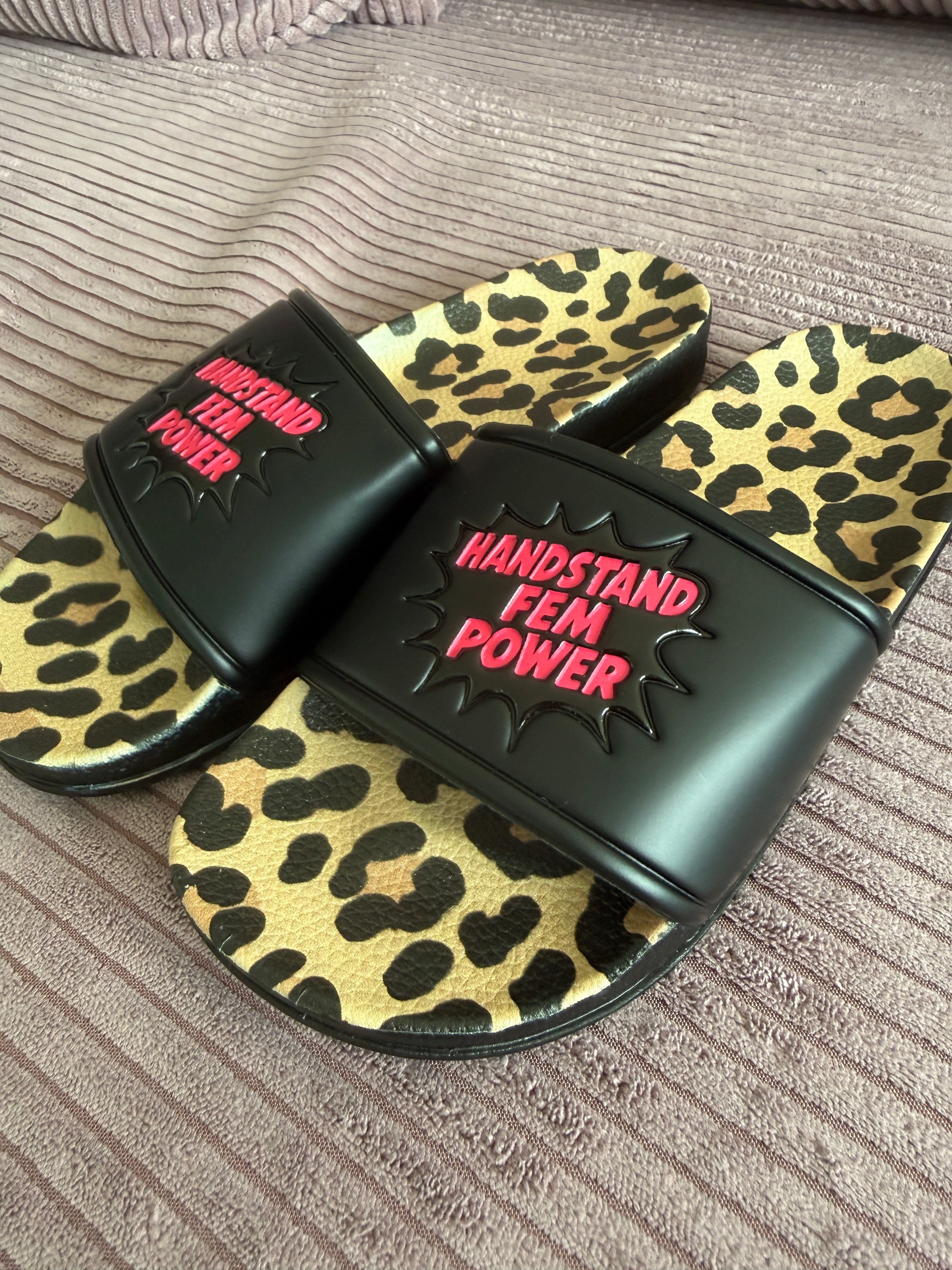 FEM Power Badelatschen