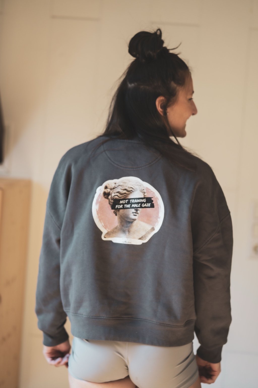 Sweater Crop Male Gaze